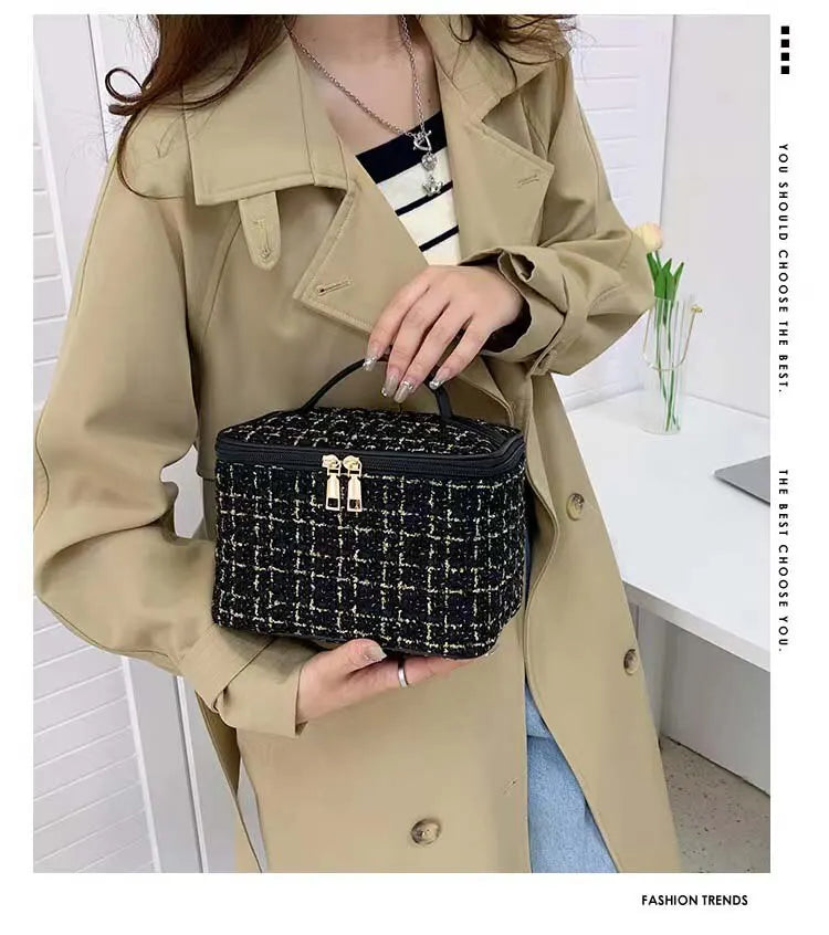 Fashion Cosmetic Bag Large Capacity Portable Handbag Woven Cosmetics Makeup Brush Storage Household Travel Wash Bag