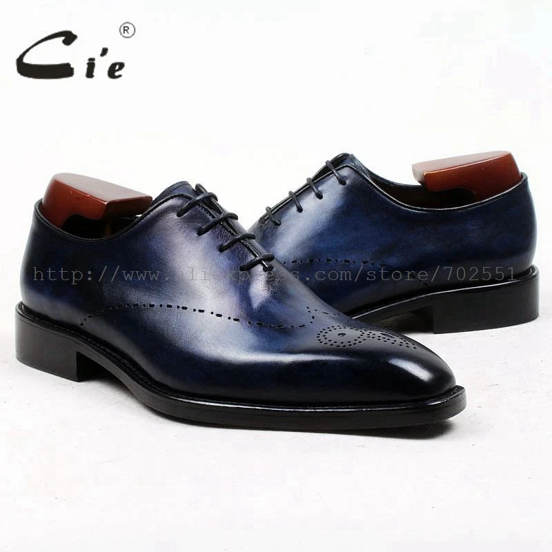Medallion handmade Men leather shoe