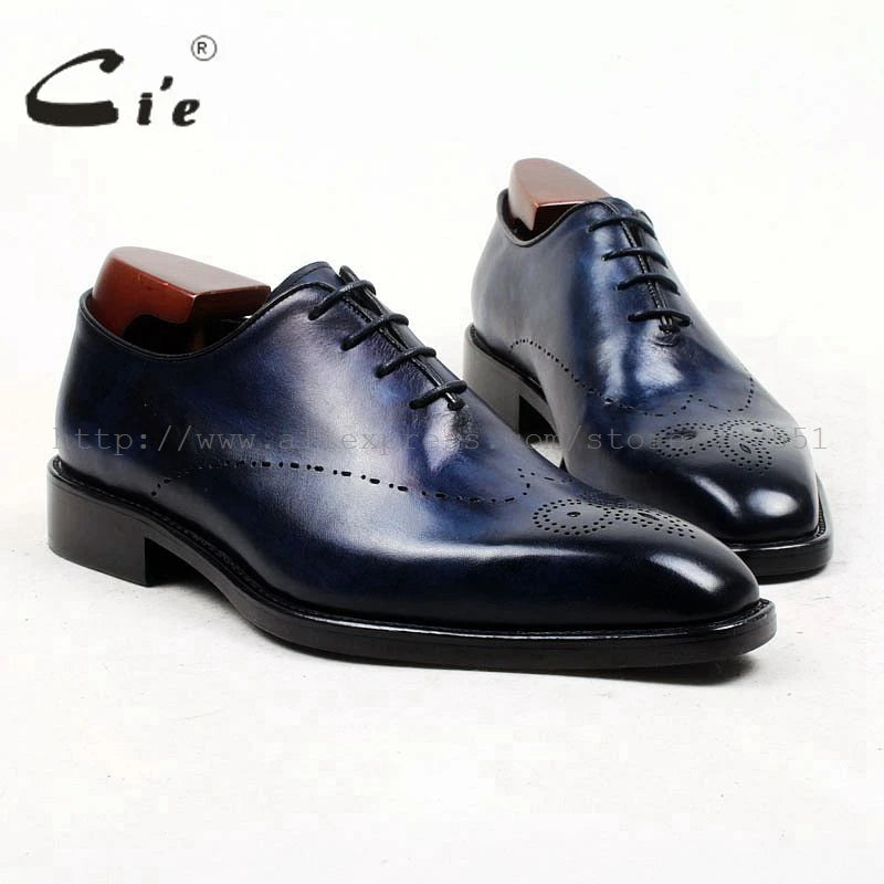 Medallion handmade Men leather shoe