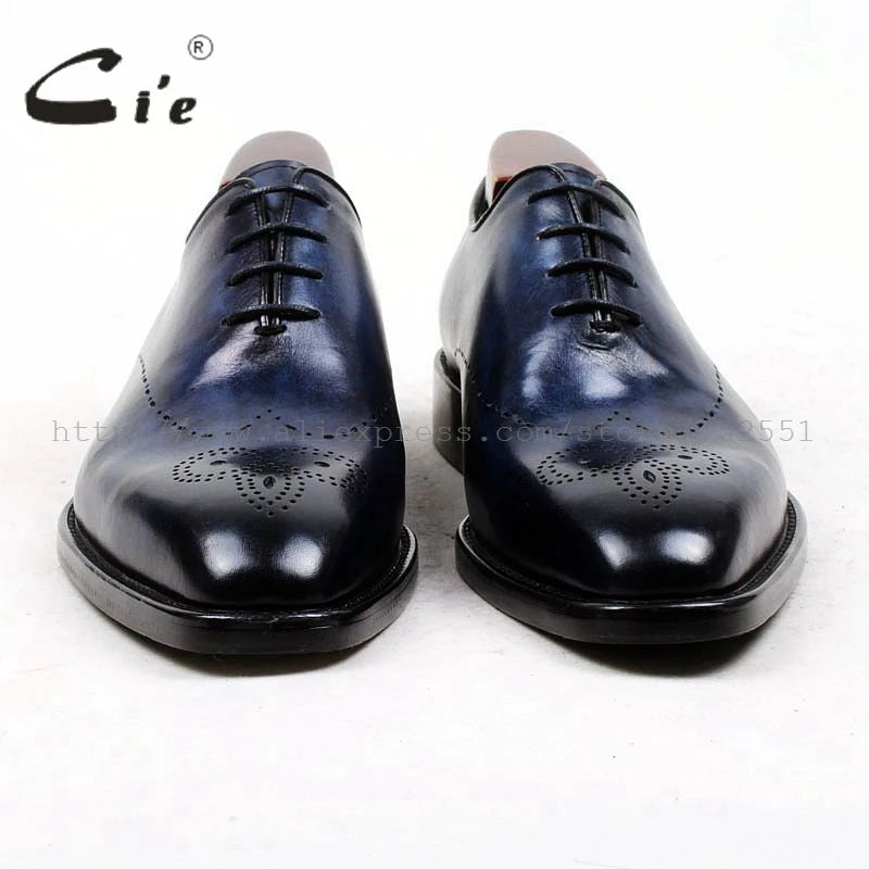 Medallion handmade Men leather shoe
