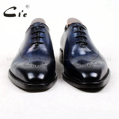 Medallion handmade Men leather shoe