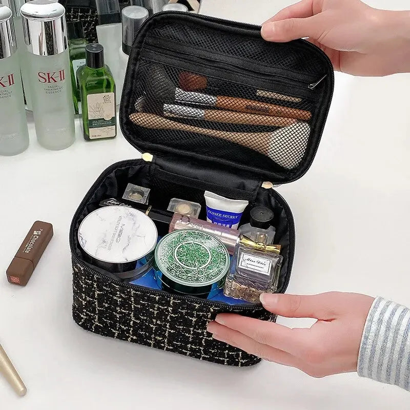 Fashion Cosmetic Bag Large Capacity Portable Handbag Woven Cosmetics Makeup Brush Storage Household Travel Wash Bag