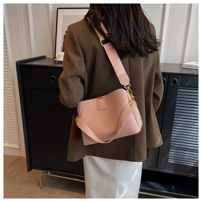 2024 New Trendy and Fashionable Handbag, High end and Western Style, Versatile in Summer, Crossbody Bucket Bag