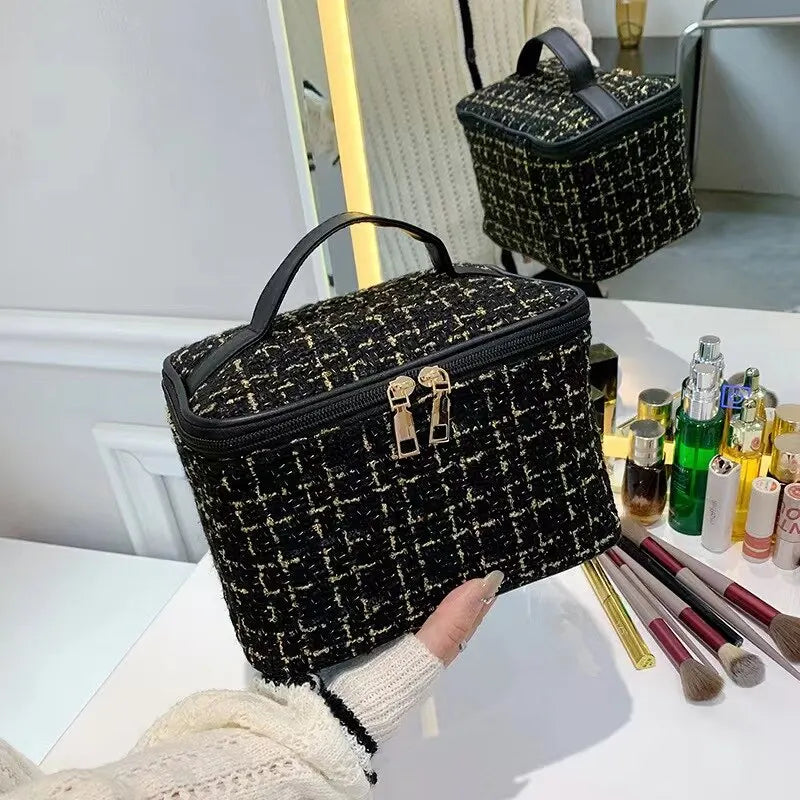 Fashion Cosmetic Bag Large Capacity Portable Handbag Woven Cosmetics Makeup Brush Storage Household Travel Wash Bag