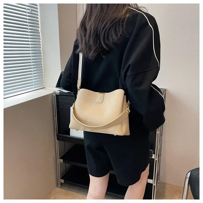 2024 New Trendy and Fashionable Handbag, High end and Western Style, Versatile in Summer, Crossbody Bucket Bag