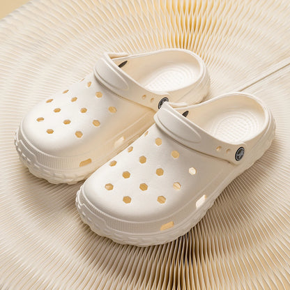 Women and Men's Hole Shoes Summer Non-Slip Outdoor Sandals Closed Toe Shit Feeling Beach Slippers Thick Bottom Soft Bottom
